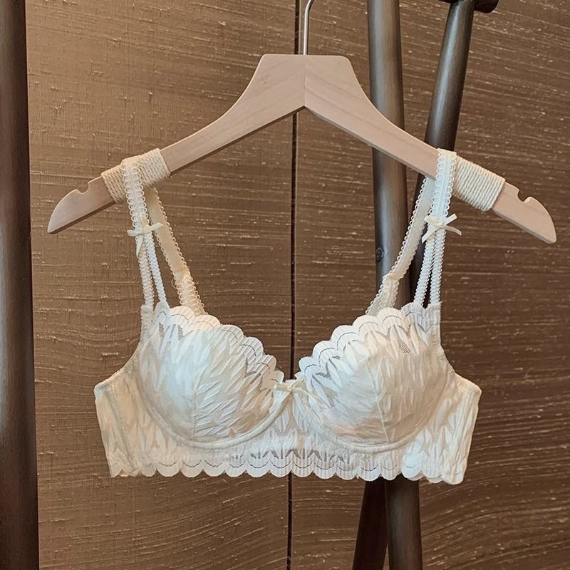 Slim Fit French Lace Support Bra