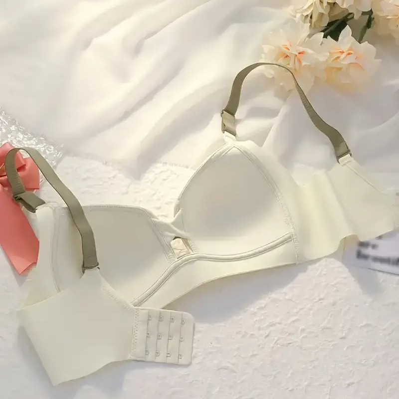 Seamless Push Bra With Detachable Strap