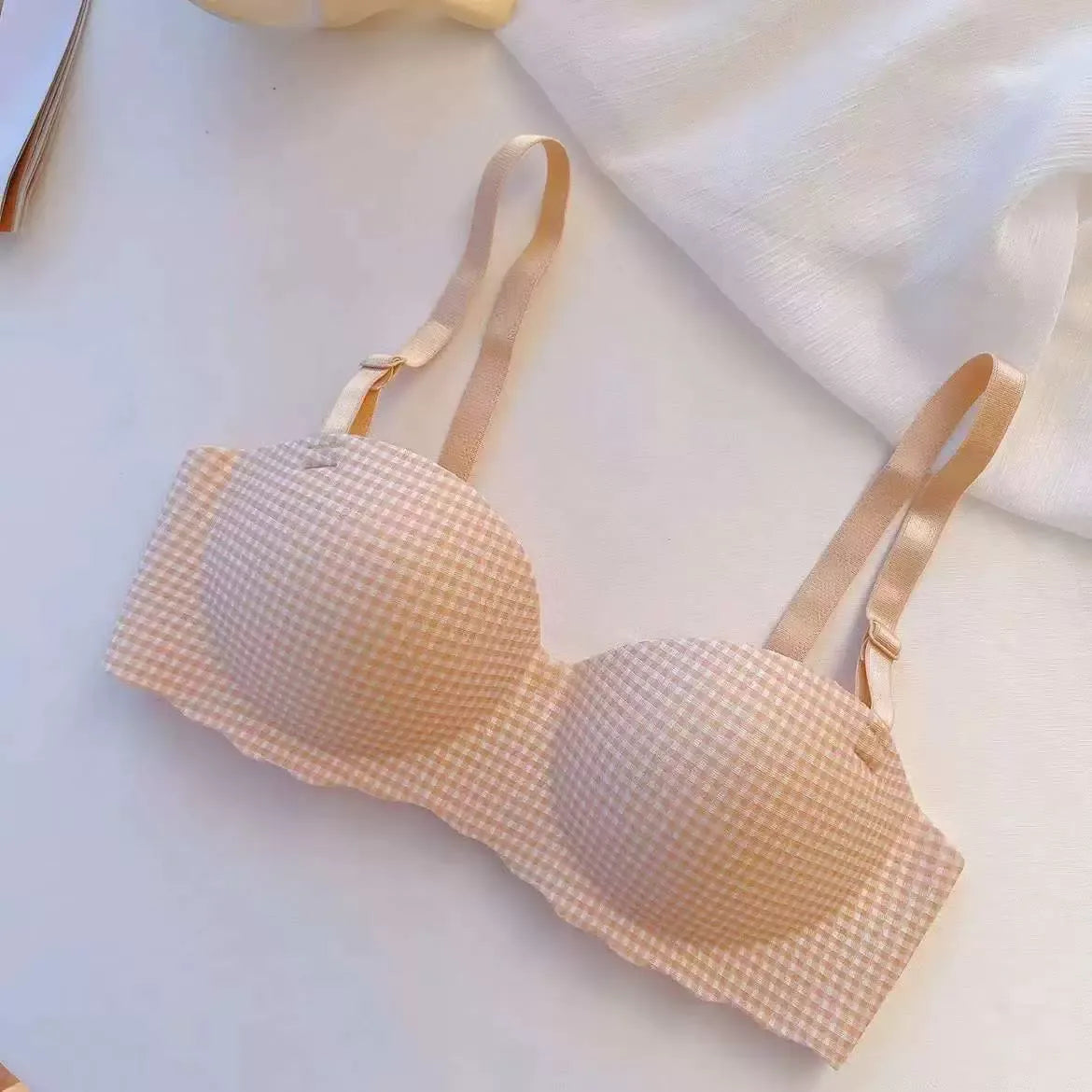 Thin Patterned Push-Up Bra
