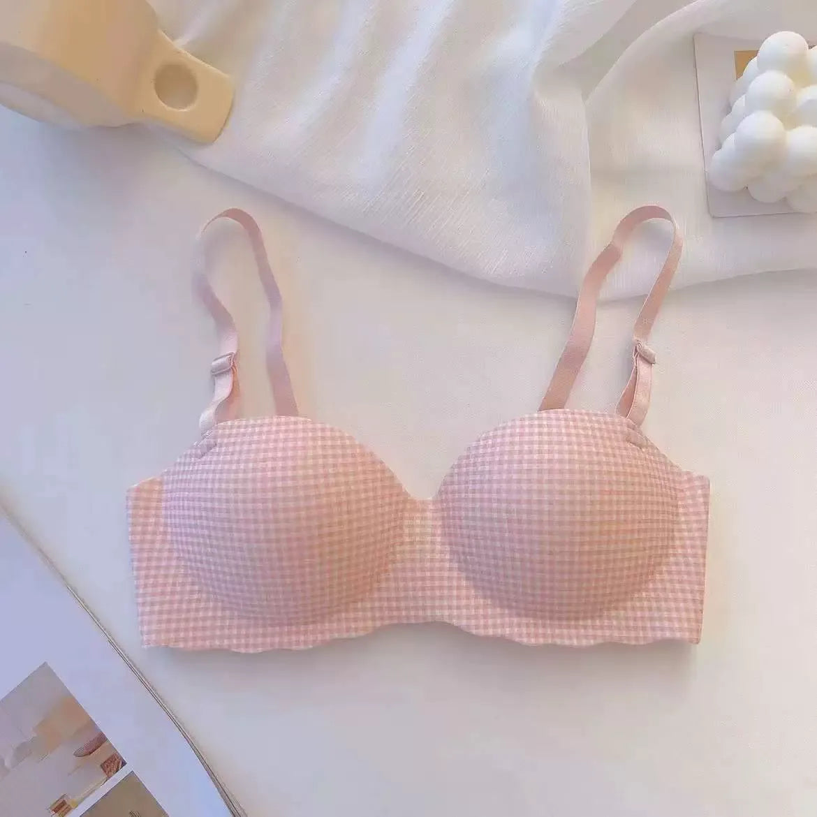 Thin Patterned Push-Up Bra