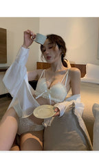 Adjustable Lace Fitting Push-Up Bra